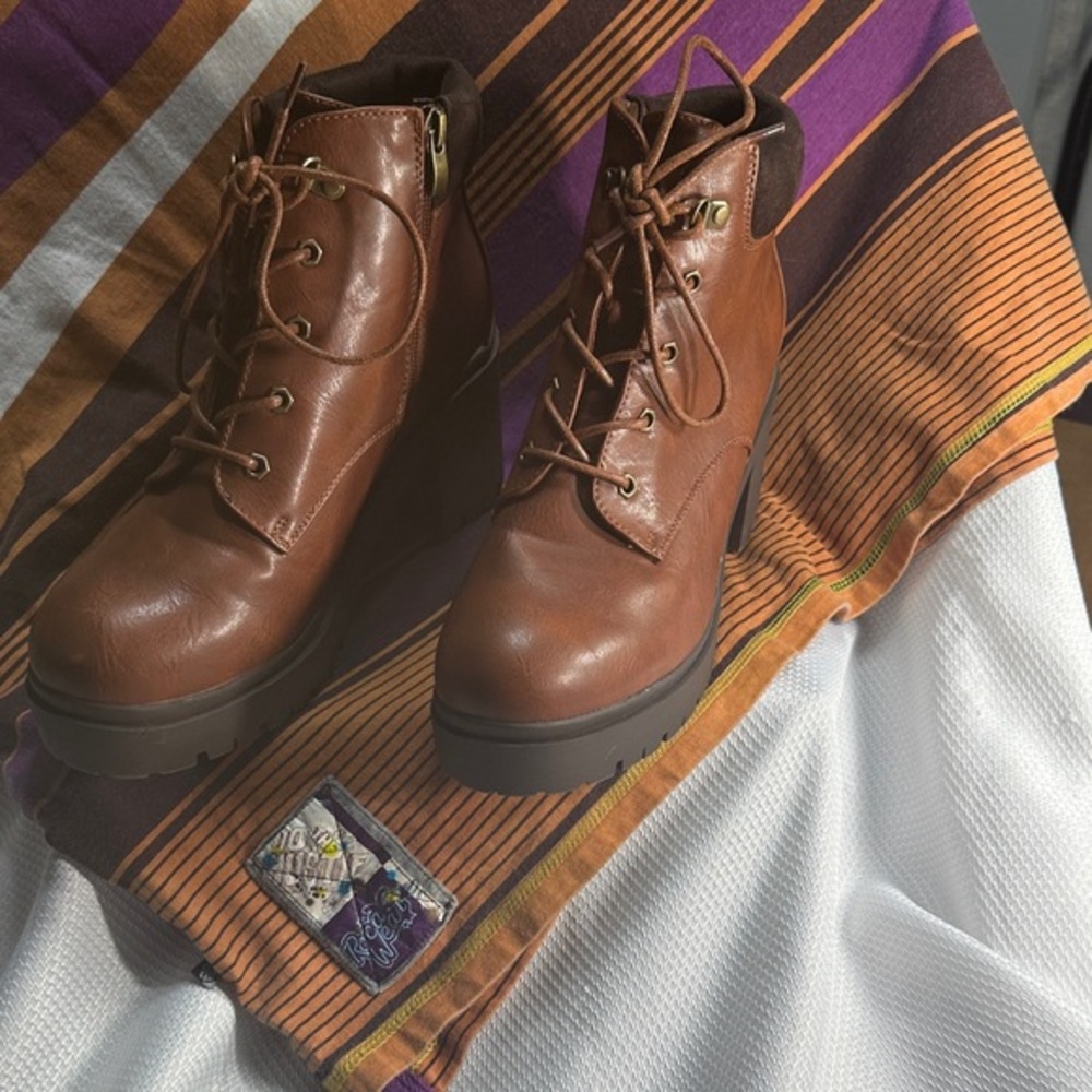Stylish Brown Lace-Up Boots